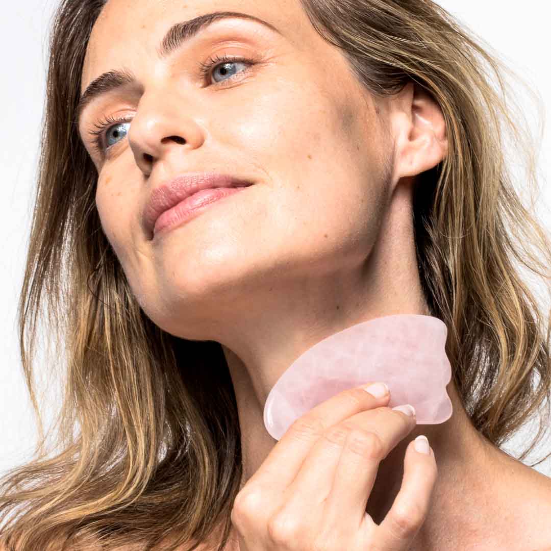 needles no more  Neck Sculpting Cream Application